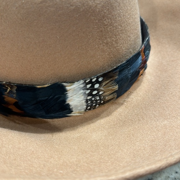 MARCHE’ 100% WOOL FEATHERED HAT - Picture 7 of 8